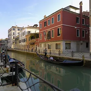 *** Hotel Basilea Italia
